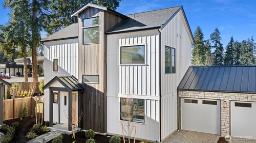 9313 132nd Ave Ne, Kirkland, WA, 98033-5929 | Card Image