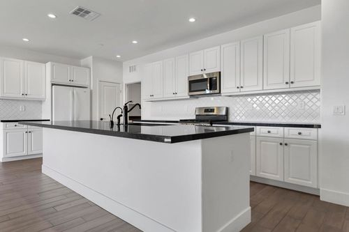 82410 Murray Canyon Dr, Indio, CA, 92201-9578 | Card Image