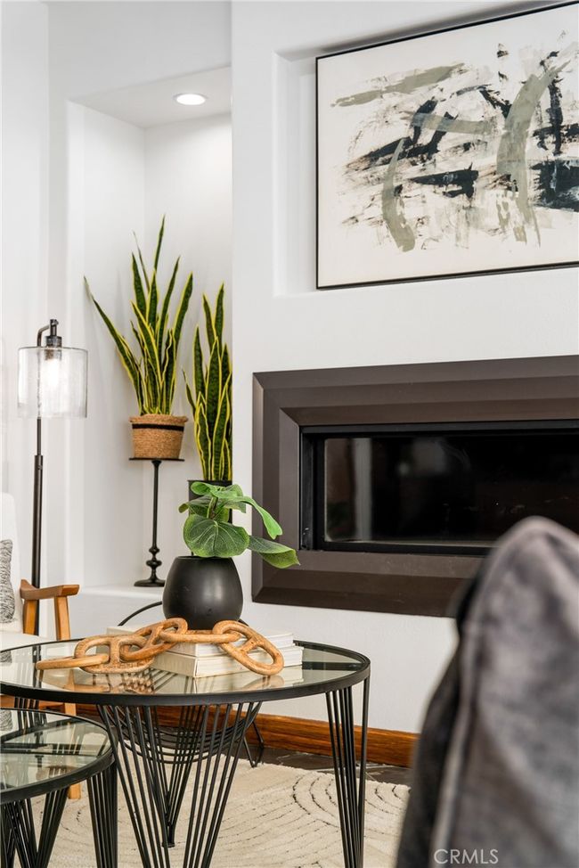 A sophisticated coastal retreat with an inviting atmosphere. | Image 9
