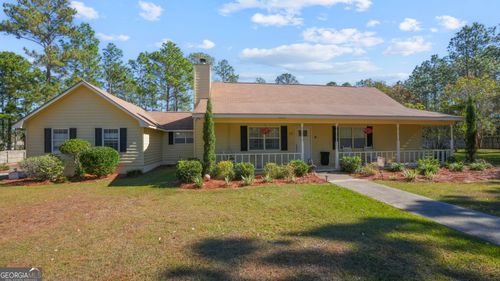 17 Jekyll Island Rd, Jesup, GA, 31545-7607 | Card Image