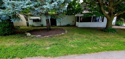 105 Maple Ave, House other with 2 bedrooms, 1 bathrooms and 2 parking in Hamilton ON | Image 1