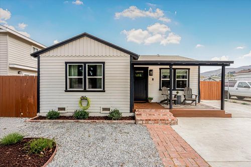 103 Comstock Dr, Ventura, CA, 93001 | Card Image