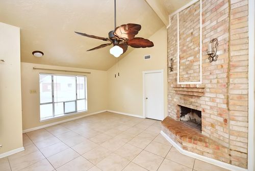 19211 Lazy Valley Dr, Katy, TX, 77449-3911 | Card Image