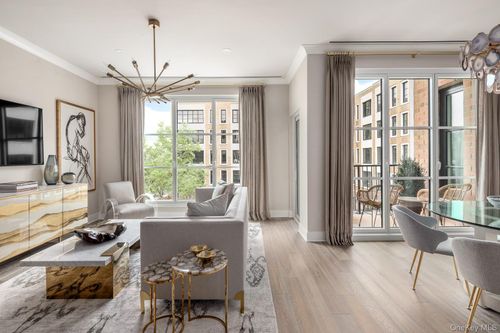 1312-100 Garvies Point Rd, Glen Cove, NY, 11542-5000 | Card Image