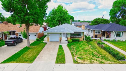 911 3rd Avenue E, Williston, ND, 58801 | Card Image