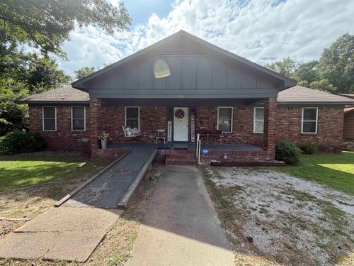 216 Elizabeth Ann St, Malvern, AR, 72104-3338 | Card Image