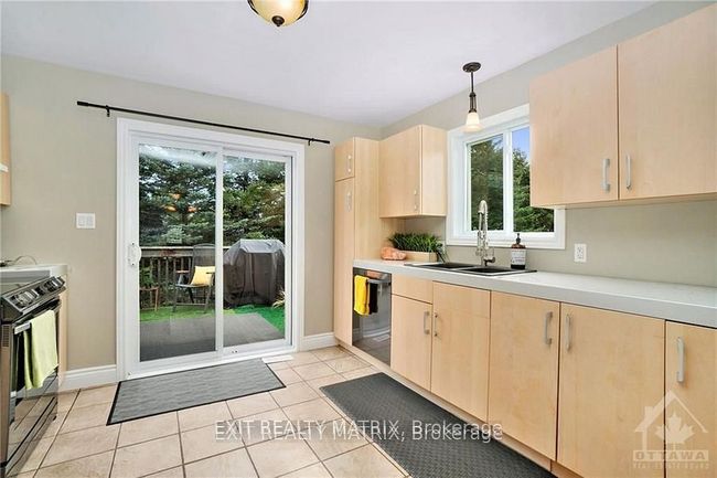 6 Telegraph Cres, House attached with 3 bedrooms, 2 bathrooms and 4 parking in Alfred ON | Image 10