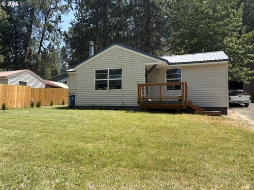 138647 Rhododendron St, Gilchrist, OR, 97737-3252 | Card Image