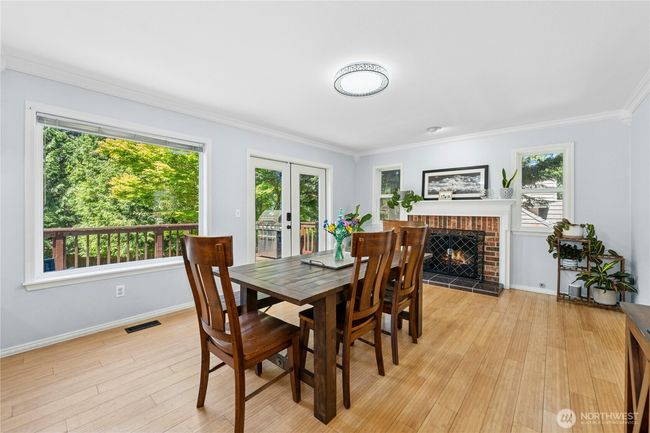 Dining room/family room | Image 14