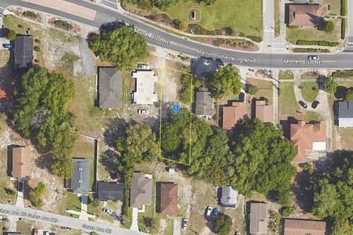 812 Martin Luther King Boulevard Ne, WINTER HAVEN, FL, 33881 | Card Image