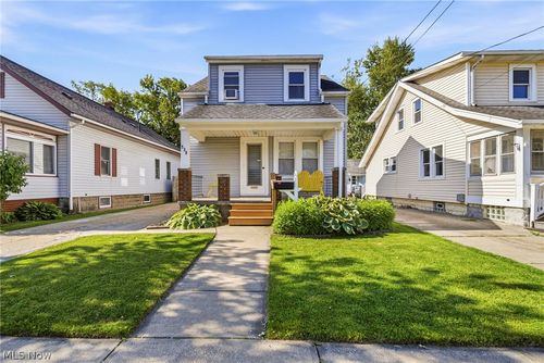 530 7th St, Fairport Harbor, OH, 44077-5620 | Card Image