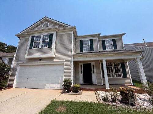 5714 Waverly Lynn Ln, Charlotte, NC, 28269-1483 | Card Image