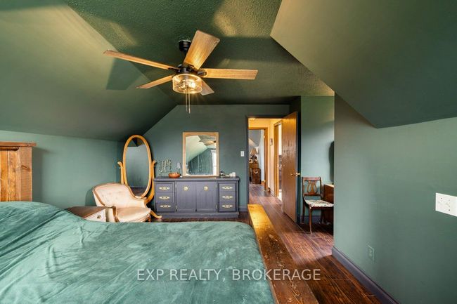 1038 Mccallum Lane, House other with 4 bedrooms, 3 bathrooms and 3 parking in Sydenham ON | Image 27