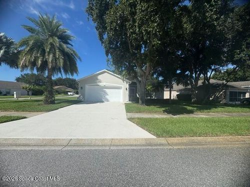 982 Villa Dr, Melbourne, FL, 32940-7076 | Card Image