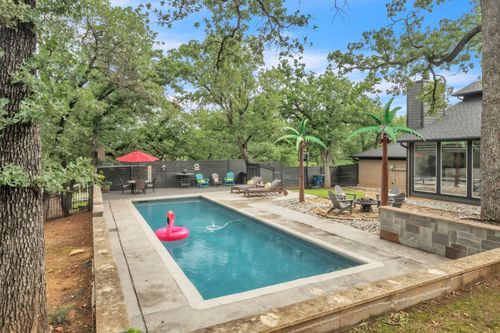 900 Pioneer Cir E, Argyle, TX, 76226-6714 | Card Image