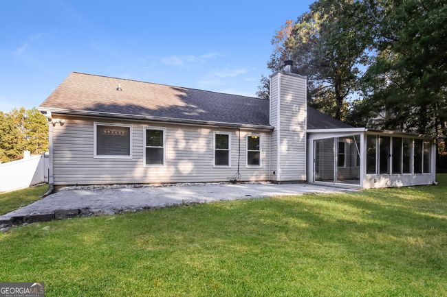 2045 Amberly Glen Way, House other with 3 bedrooms, 2 bathrooms and null parking in Dacula GA | Image 15
