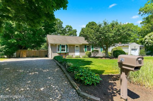 224 Steering Lane, Manahawkin, NJ, 08050 | Card Image