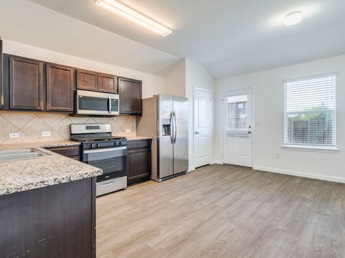 233 Alpha, Kyle, TX, 78640-6533 | Card Image