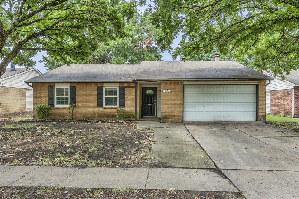 Slay Dr, The Colony, TX 75056