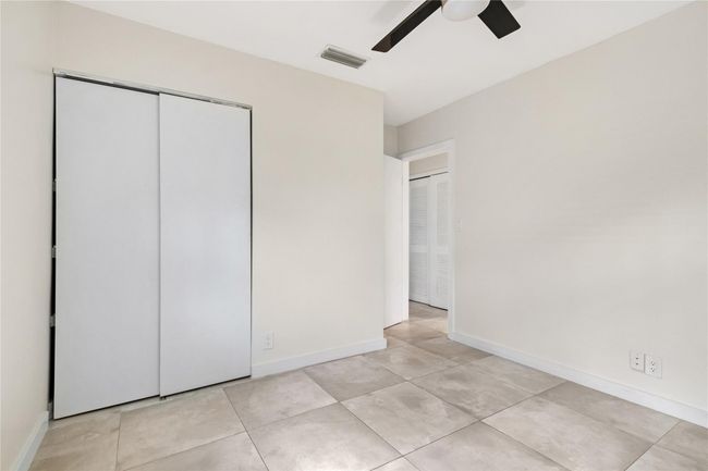510 Ne 61 St St, House other with 3 bedrooms, 2 bathrooms and null parking in Oakland Park FL | Image 18