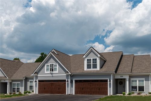 585 Championship Dr, Victor, NY, 14564-8810 | Card Image