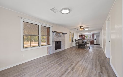 907 Savannah St Nw, Branford, FL, 32008-3056 | Card Image