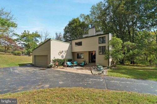 857 Hamilton Dr, Lafayette Hill, PA, 19444-1746 | Card Image