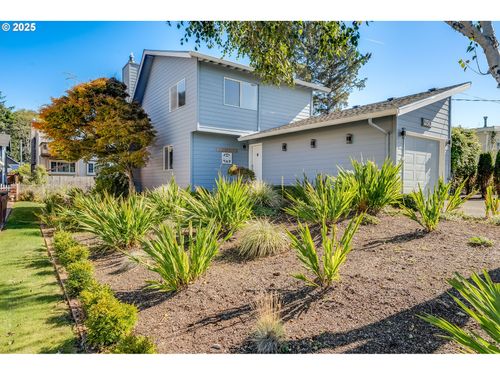 250 N Harbor St, Rockaway Beach, OR, 97136-9438 | Card Image