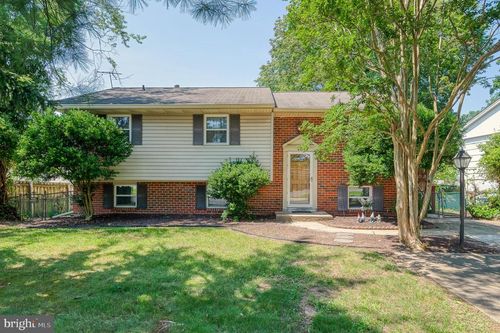 498 Old Mill Rd, MILLERSVILLE, MD, 21108-1047 | Card Image