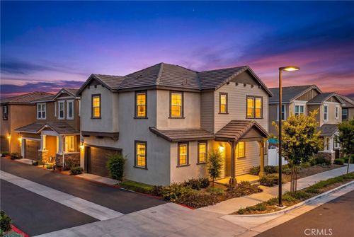 40540 Melrose Dr, Temecula, CA, 92591-6061 | Card Image