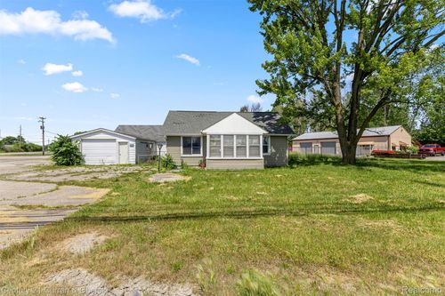13011 Telegraph Rd, Flat Rock, MI, 48134-9612 | Card Image