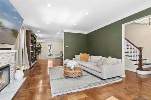 63-35 Alderton St, Rego Park, NY, 11374-2824 | Card Image