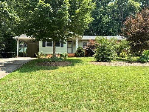 3800 Pershing Ct, Greensboro, NC, 27408-2918 | Card Image