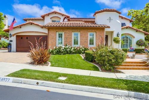 6977 Corte Langosta, Carlsbad, CA, 92009-6094 | Card Image