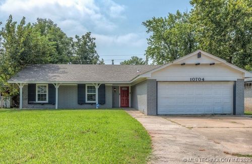 10704 E 26th St, Tulsa, OK, 74129-5013 | Card Image