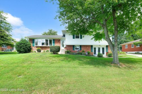 9816 Lakewood Dr, Louisville, KY, 40272-2710 | Card Image