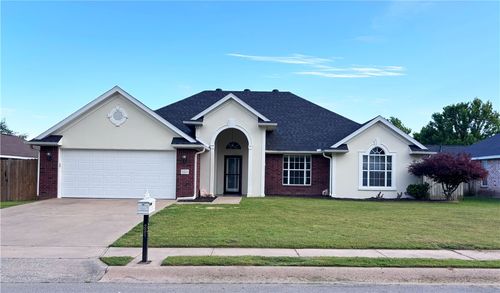 221 E Colorado Ave, Springdale, AR, 72764-6610 | Card Image