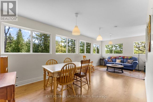 28084 Highway 41, House other with 5 bedrooms, 2 bathrooms and 5 parking in Renfrew ON | Image 17