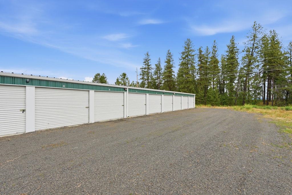 Commercial Sale in Colbert 3