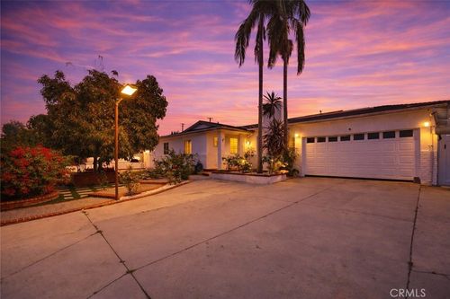 11222 Wakefield Ave, Garden Grove, CA, 92840-1417 | Card Image