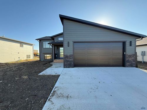 656 Eagle Ct, Box Elder, SD, 57719-1711 | Card Image