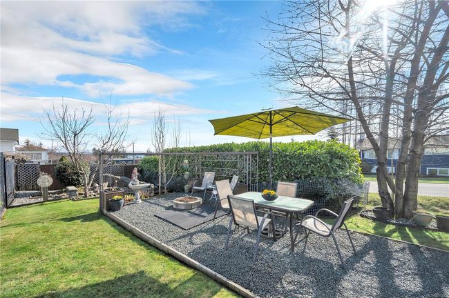 795 Upland Dr, House other with 3 bedrooms, 2 bathrooms and 2 parking in Campbell River BC | Image 30