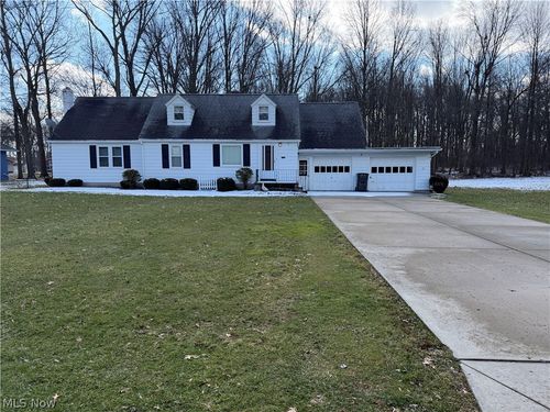 5451 Virginia Dr, Austintown, OH, 44515-1843 | Card Image