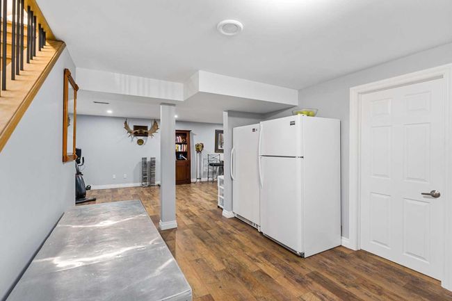 323 Alcott Cres Se, House other with 5 bedrooms, 3 bathrooms and 2 parking in Calgary AB | Image 26