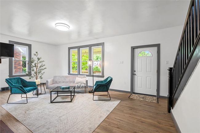 1815 Ohio Ave, House other with 3 bedrooms, 1 bathrooms and 4 parking in White Oak PA | Image 4