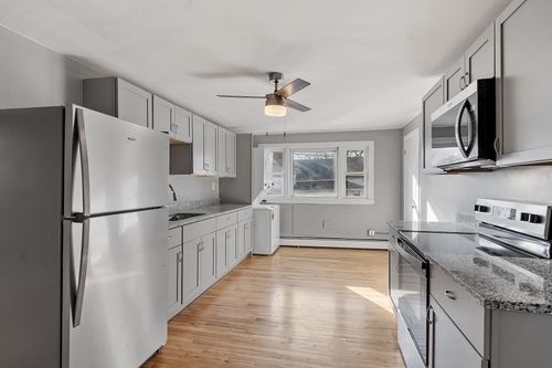 b-6 Cherry St, Nashua, NH, 03060-4035 | Card Image