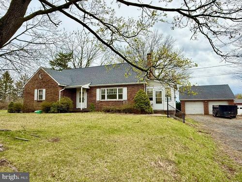 330 Gilbertsville Rd, GILBERTSVILLE, PA, 19525-9134 | Card Image
