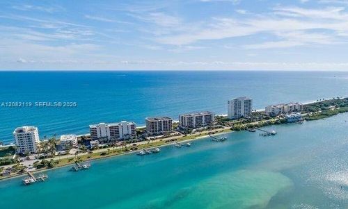 phb4-19670 Beach Rd, Tequesta, FL, 33469-2873 | Card Image
