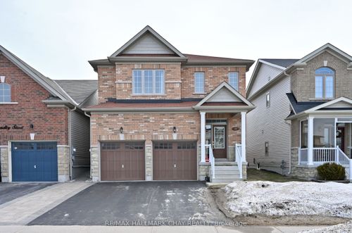 25 Mandley St, Angus, ON, L3W1B4 | Card Image