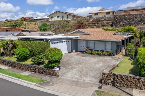 4722 Likini St, Honolulu, HI, 96818-2242 | Card Image